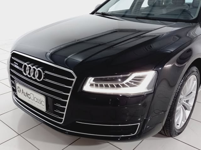 AUDI A8 - Imagem 2