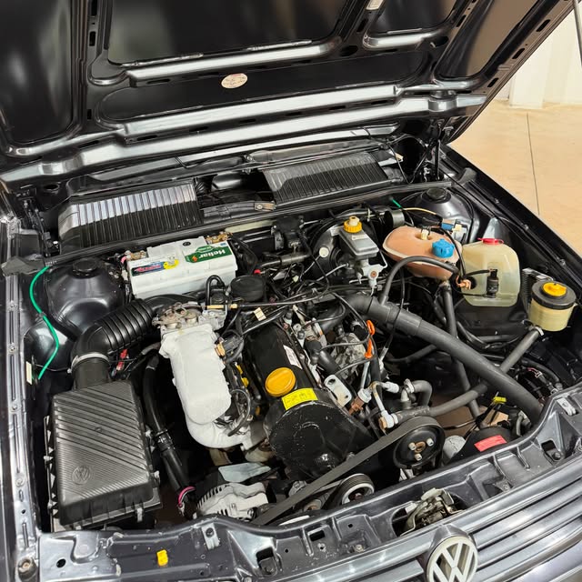 VOLKSWAGEN SANTANA GLSI - Imagem 19