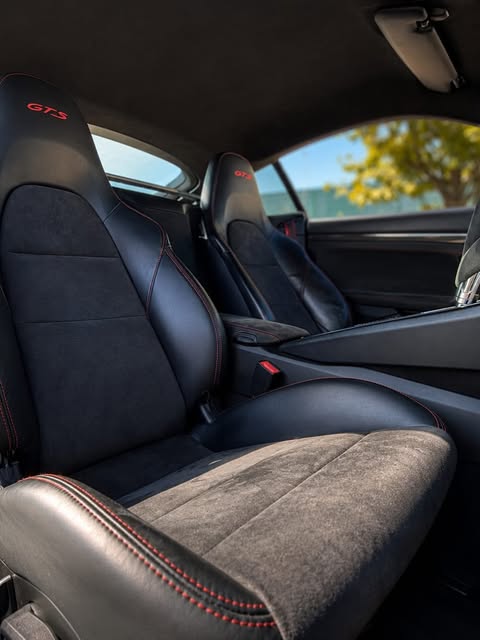 PORSCHE CAYMAN GTS - Imagem 3