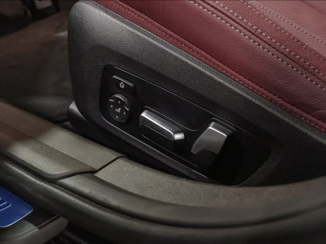 BMW 320I M SPORT - Imagem 10