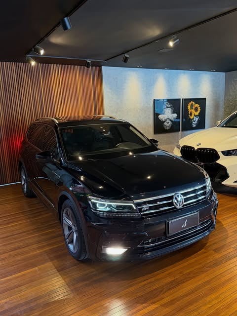 VOLKSWAGEN TIGUAN R-LINE - Imagem 19