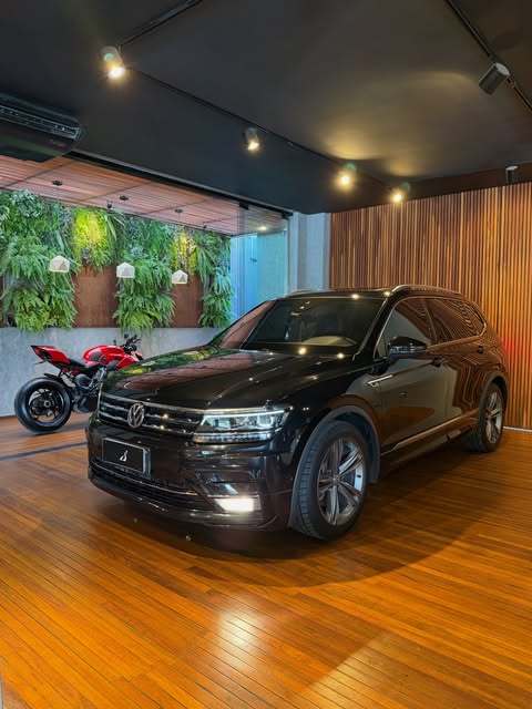 VOLKSWAGEN TIGUAN R-LINE - Imagem 20