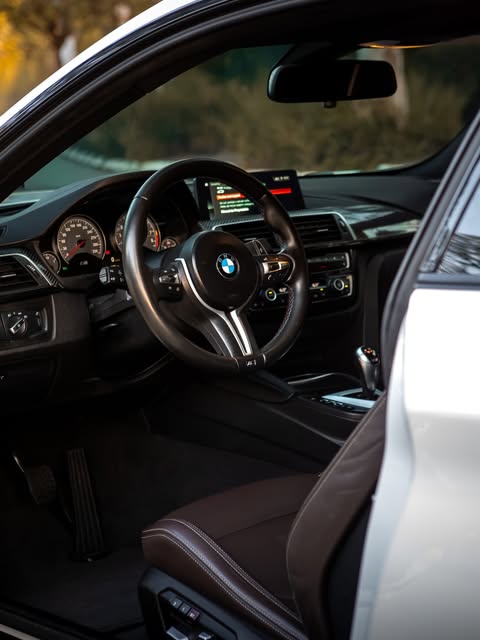 BMW M4 - Imagem 11