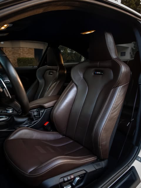 BMW M4 - Imagem 12