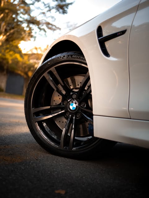 BMW M4 - Imagem 4
