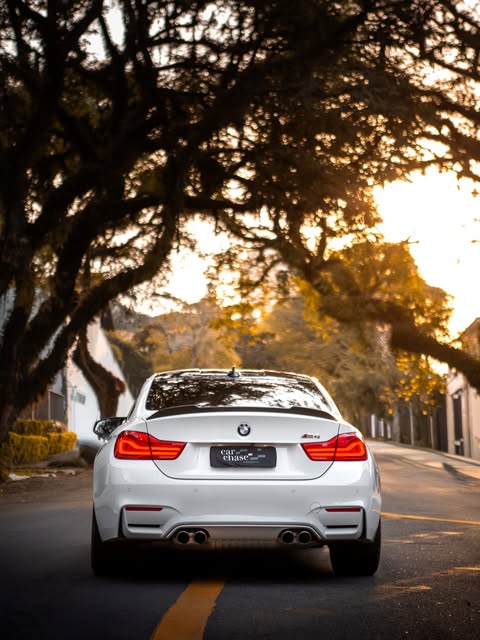 BMW M4 - Imagem 7