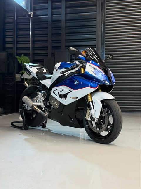 BMW S1000RR - Imagem 1