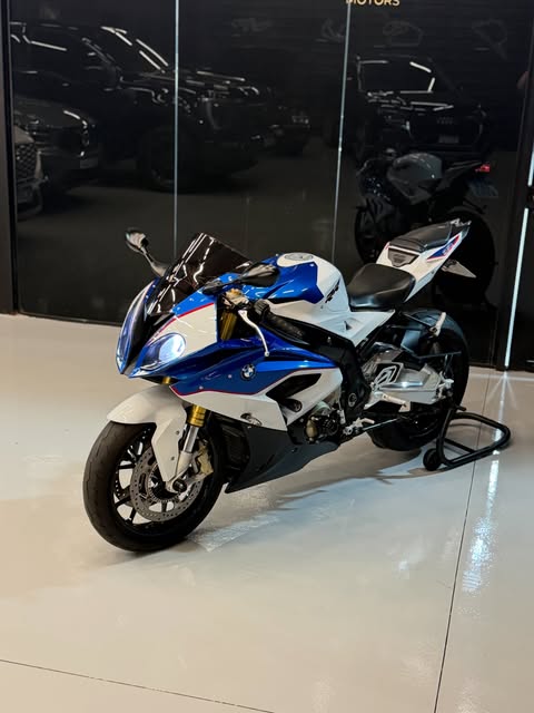 BMW S1000RR - Imagem 3
