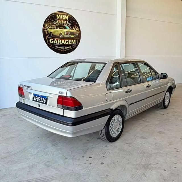 FORD VERSAILLES - Imagem 3
