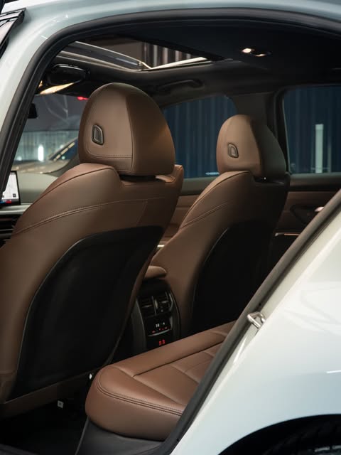 BMW 320I M SPORT - Imagem 18