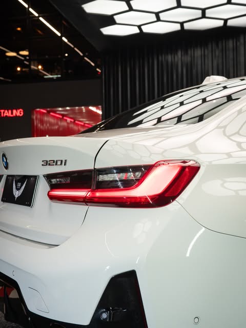 BMW 320I M SPORT - Imagem 19
