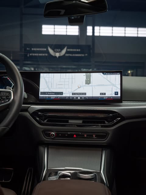 BMW 320I M SPORT - Imagem 10
