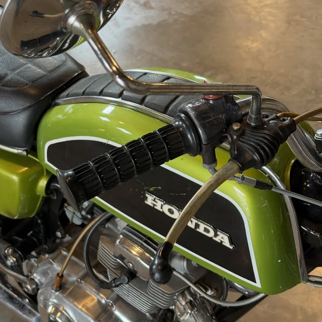 HONDA CB 200 - Imagem 4