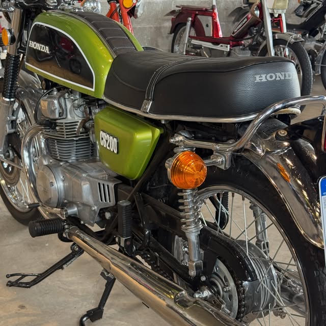 HONDA CB 200 - Imagem 10