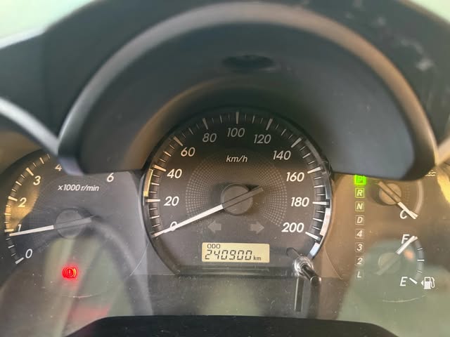 TOYOTA HILUX SR - Imagem 6