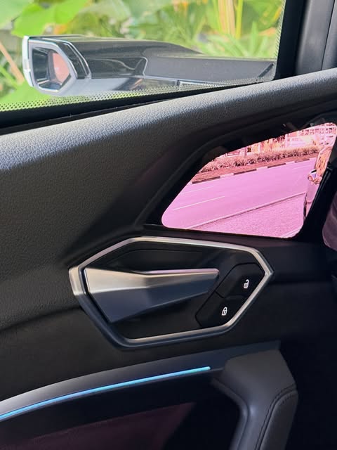 AUDI E-TRON SPORTBACK S - Imagem 3