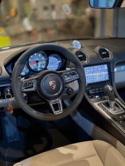 PORSCHE 718 BOXSTER - Imagem 12