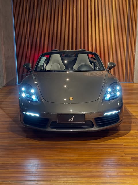PORSCHE 718 BOXSTER - Imagem 5