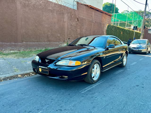 FORD MUSTANG GT - Imagem 1