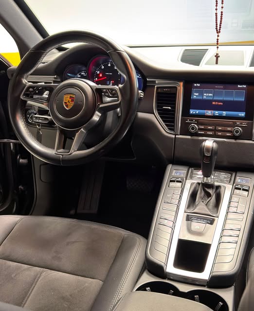 PORSCHE MACAN 2.0 TURBO - Imagem 6
