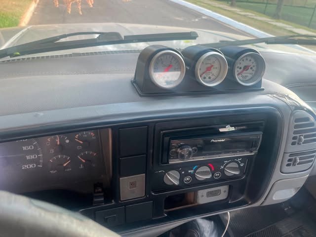 CHEVROLET SILVERADO - Imagem 11