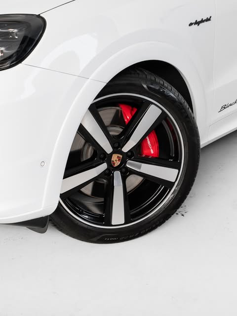 PORSCHE CAYENNE S COUPE BLACK EDITION E-HYBRID - Imagem 8