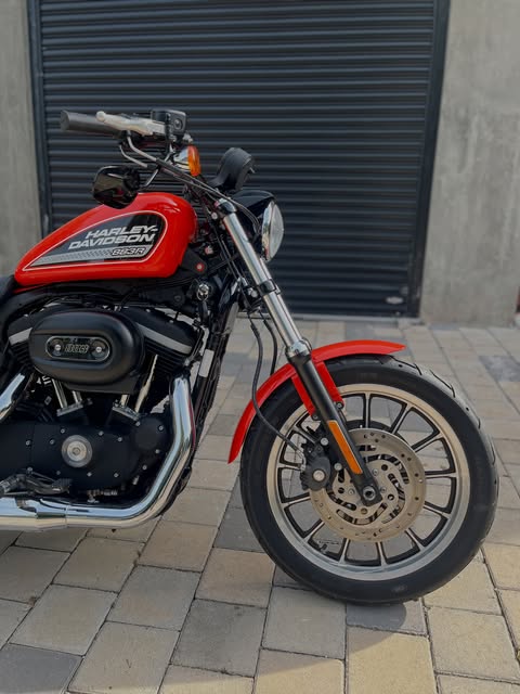 HARLEY-DAVIDSON 883 R - Imagem 2