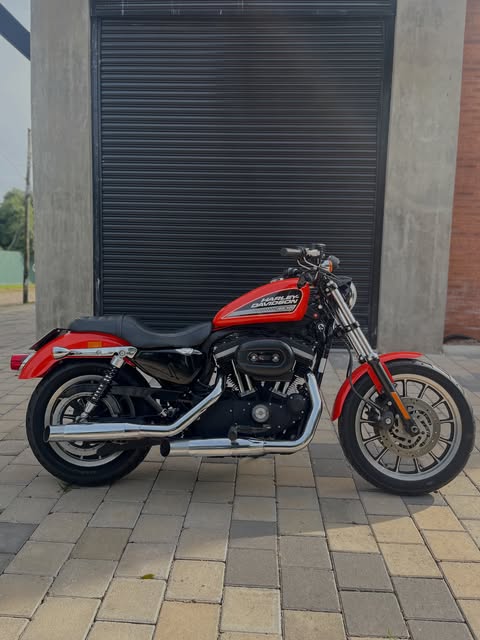 HARLEY-DAVIDSON 883 R - Imagem 6