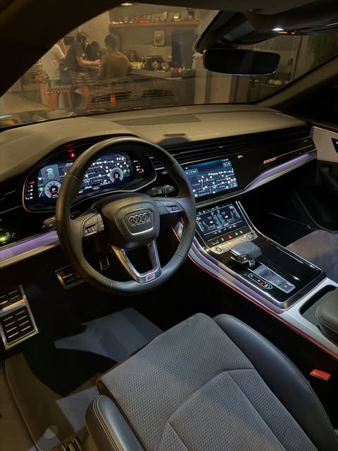 AUDI Q8 QUATTRO PERFORMANCE BLACK S-LINE - Imagem 13
