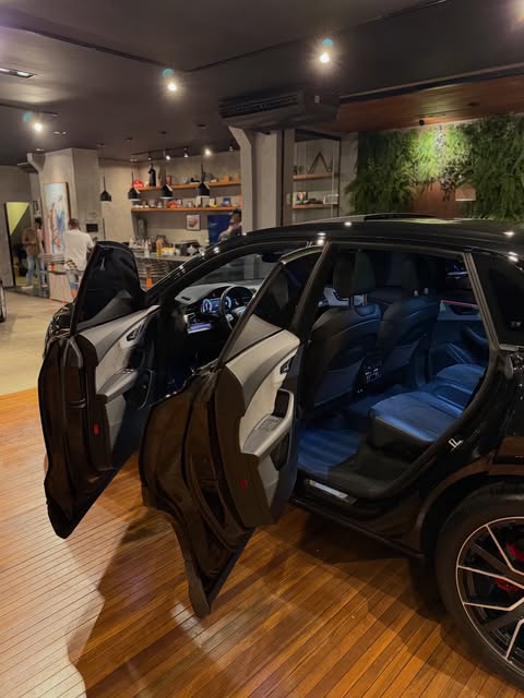AUDI Q8 QUATTRO PERFORMANCE BLACK S-LINE - Imagem 6