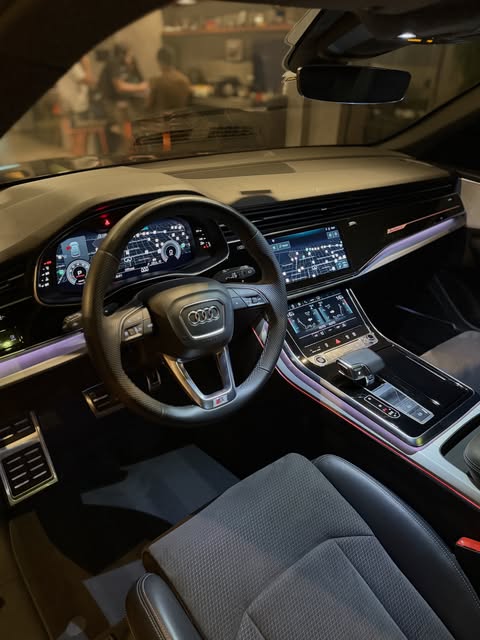 AUDI Q8 QUATTRO PERFORMANCE BLACK S-LINE - Imagem 7