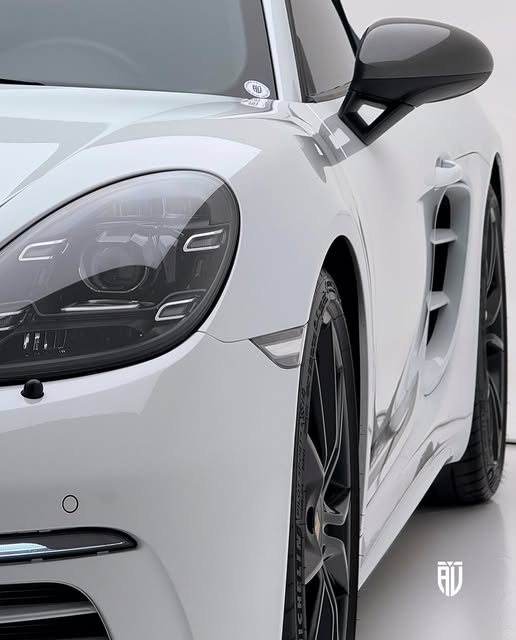 PORSCHE 718 BOXSTER T - Imagem 5