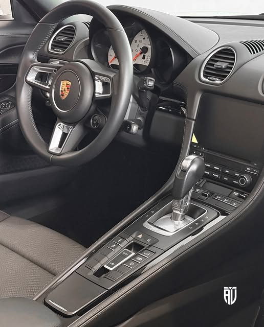 PORSCHE 718 BOXSTER T - Imagem 7
