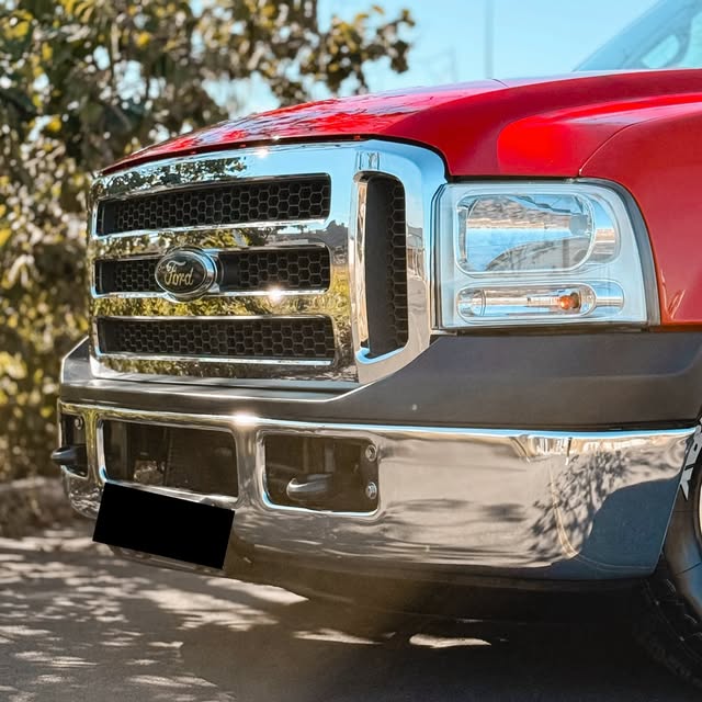 FORD F-250 XLT-L - Imagem 3