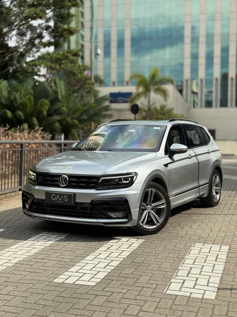 VOLKSWAGEN TIGUAN R-LINE - Imagem 1
