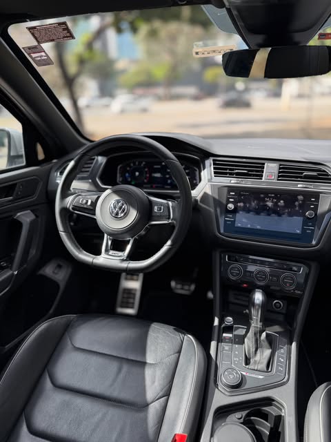 VOLKSWAGEN TIGUAN R-LINE - Imagem 7
