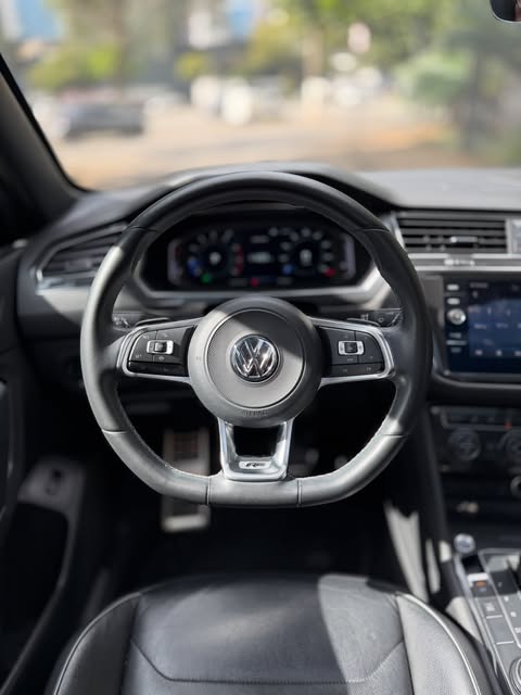 VOLKSWAGEN TIGUAN R-LINE - Imagem 8