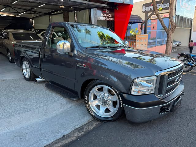 FORD F-250 XLT-L - Imagem 1