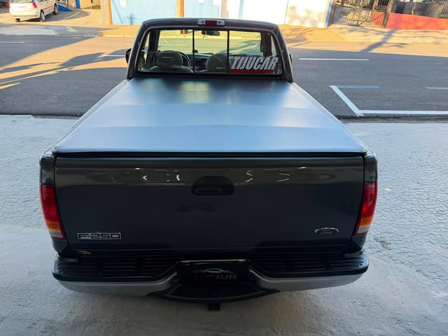 FORD F-250 XLT-L - Imagem 6