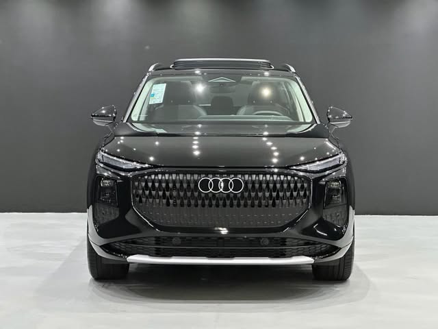 AUDI Q3 LAUNCH EDITION - Imagem 9