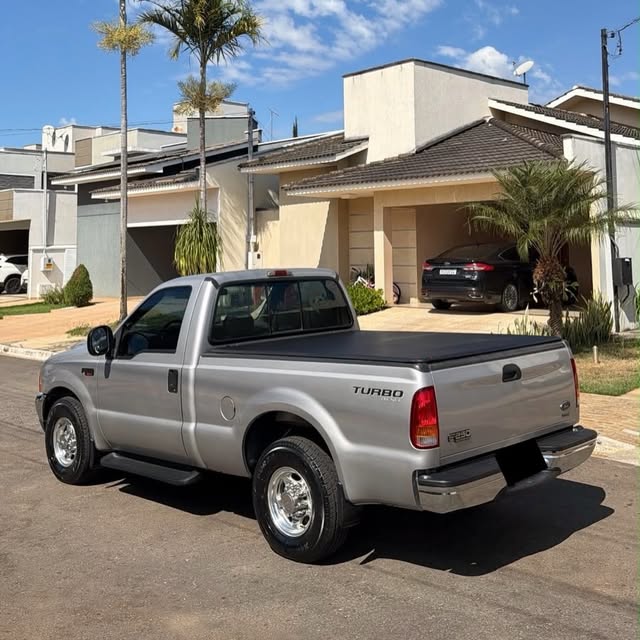 FORD F-250 XL-L - Imagem 5