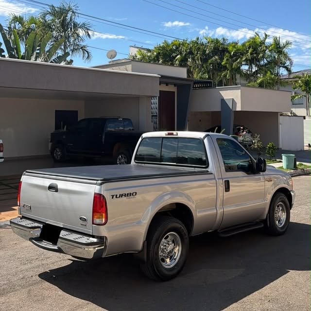 FORD F-250 XL-L - Imagem 6