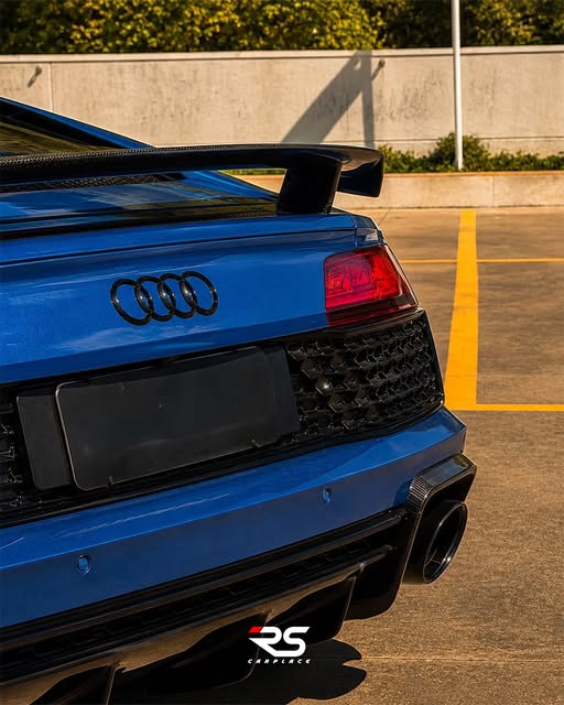 AUDI R8 V10 PERFORMANCE - Imagem 9