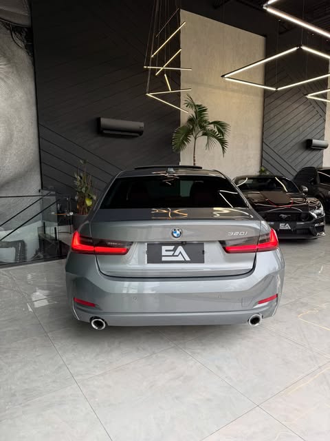 BMW 320I SPORT GP - Imagem 10