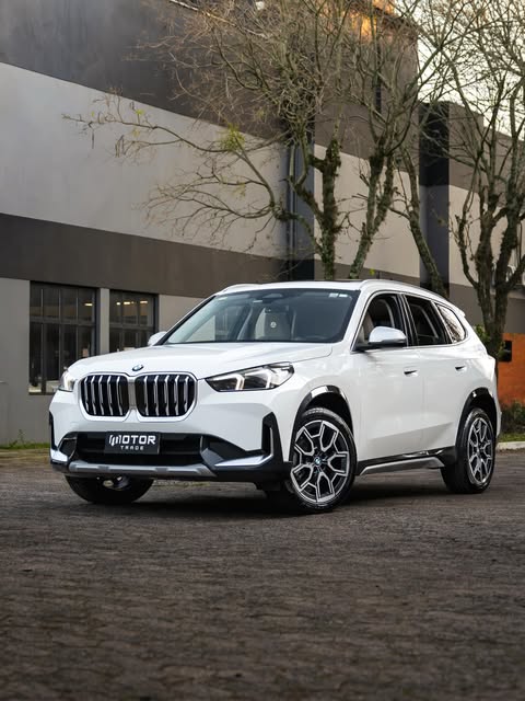 BMW X1 X LINE - Imagem 1