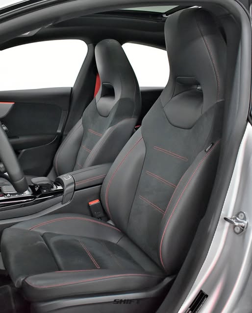 MERCEDES-BENZ CLA-35 AMG - Imagem 6
