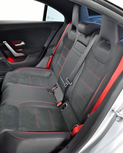MERCEDES-BENZ CLA-35 AMG - Imagem 7