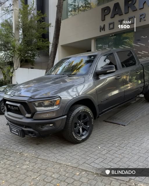 RAM 1500 REBEL - Imagem 1