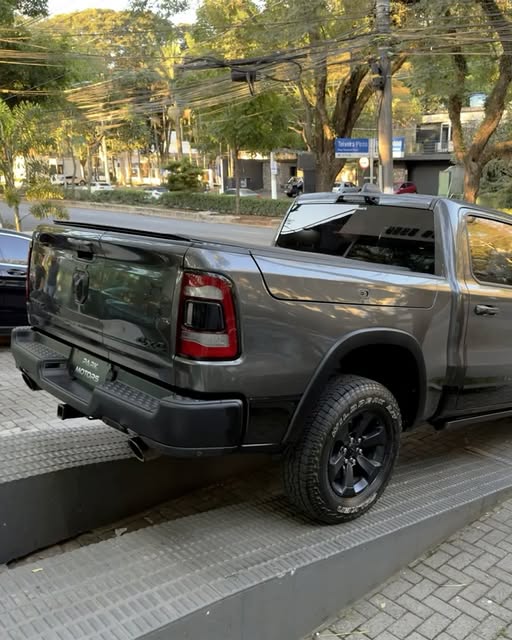 RAM 1500 REBEL - Imagem 5
