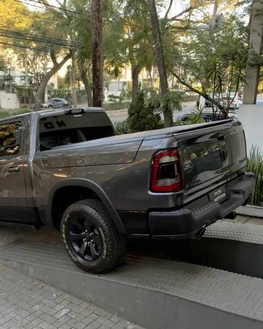 RAM 1500 REBEL - Imagem 7